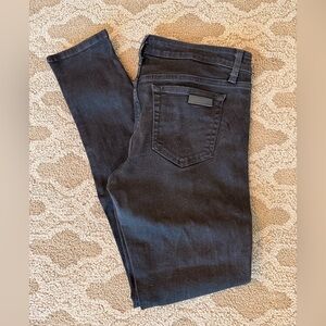 Joe's Jeans Black Skinny Chelsea Denim - size 32